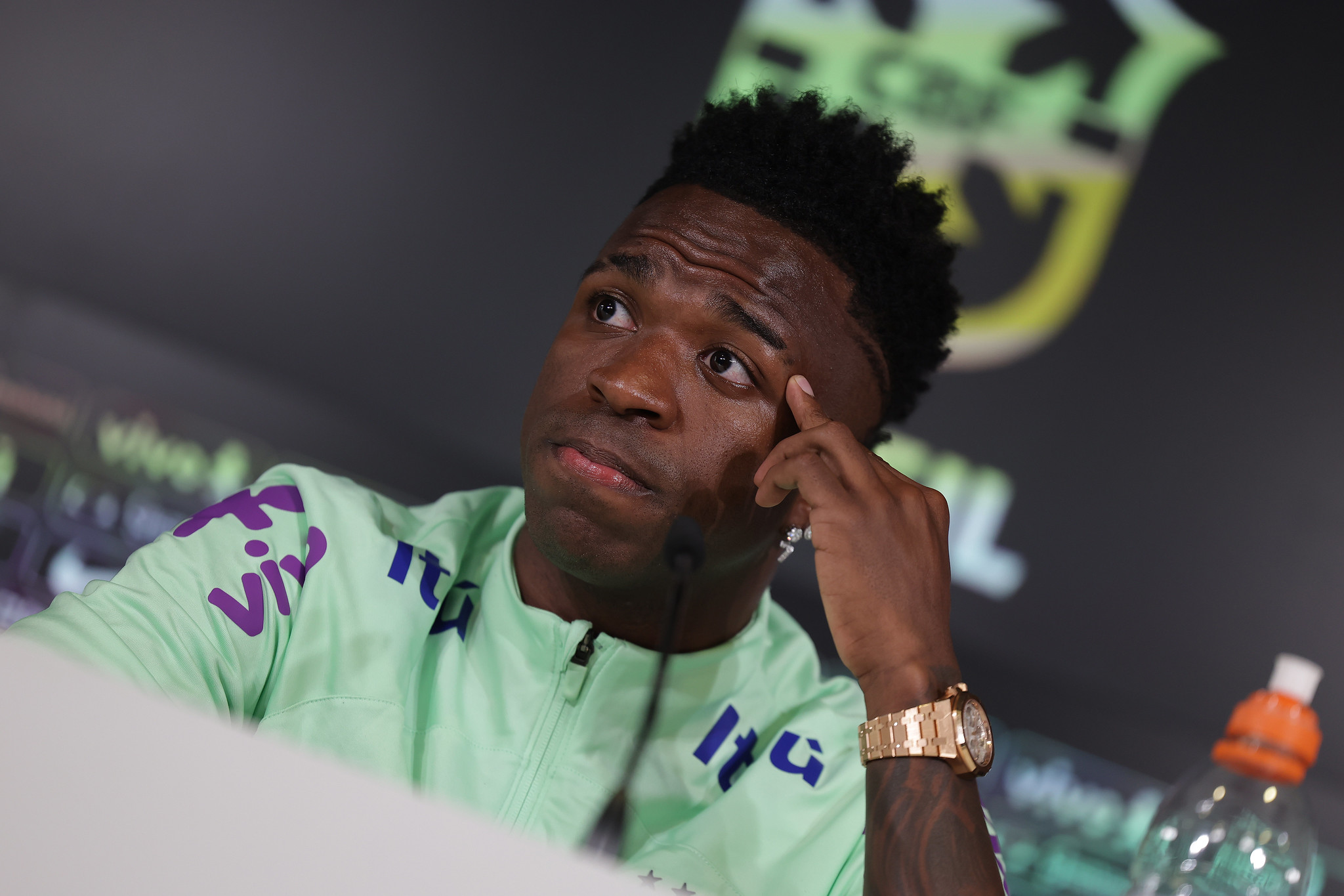 Vini Jr confirmou mudança logo após a chegada de Mbappé ao Real Madrid